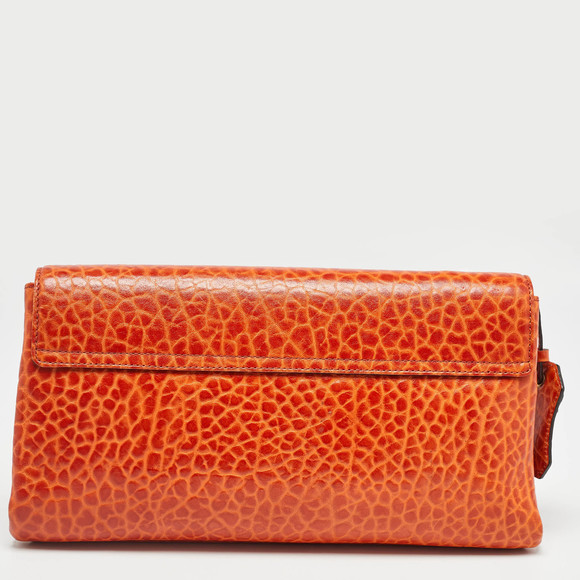 MARC JACOBS Orange Textured Leather Lock Flap Clutch - Picture 4 of 8